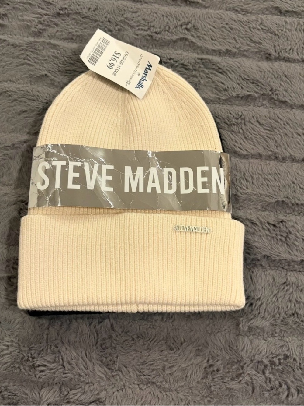 Steve Madden Black & Ivory Ribbed Knit Beanies NWT